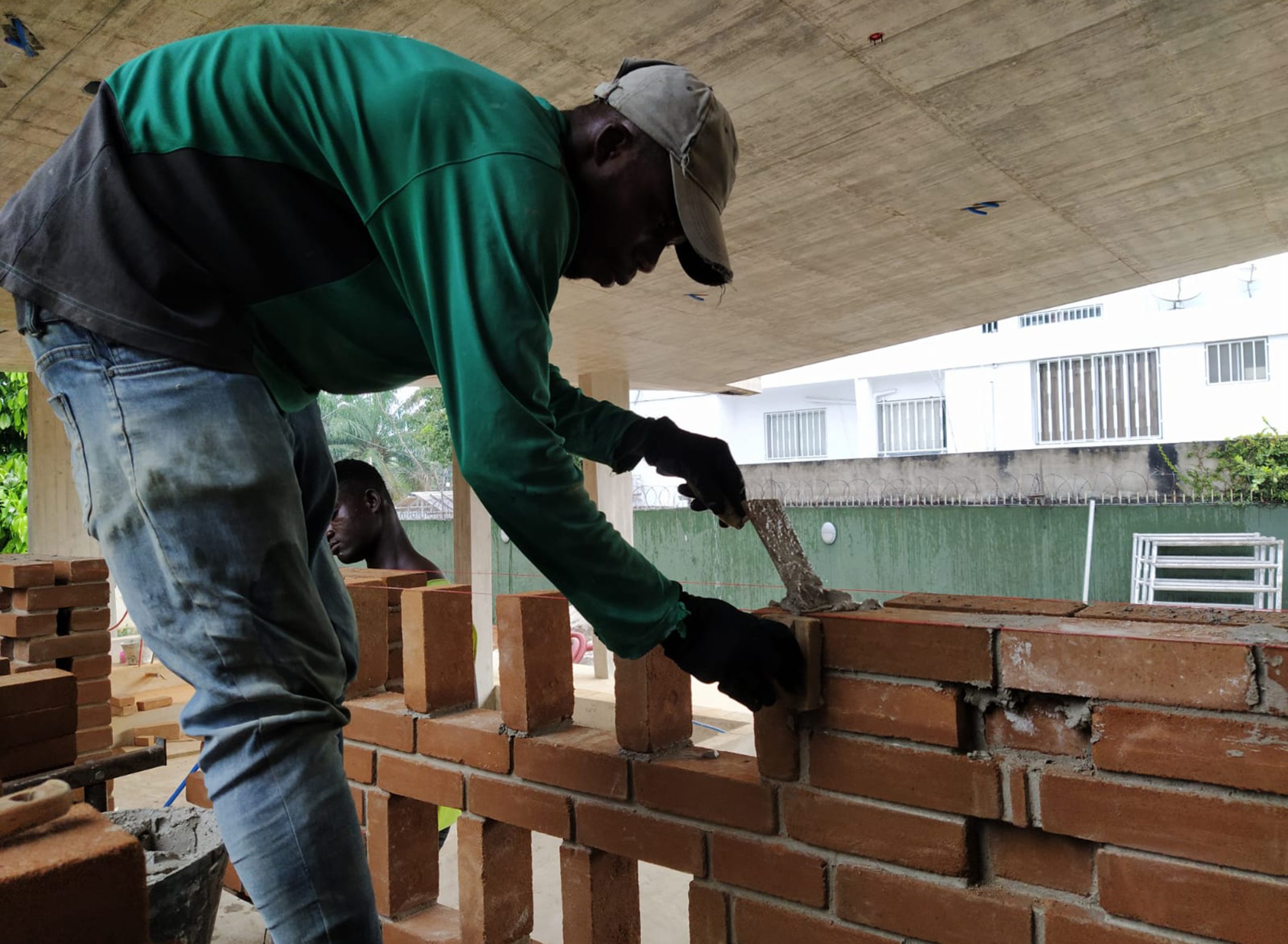 LOCAL_ABIDJAN_CROCODILE_LD_CHANTIER_3