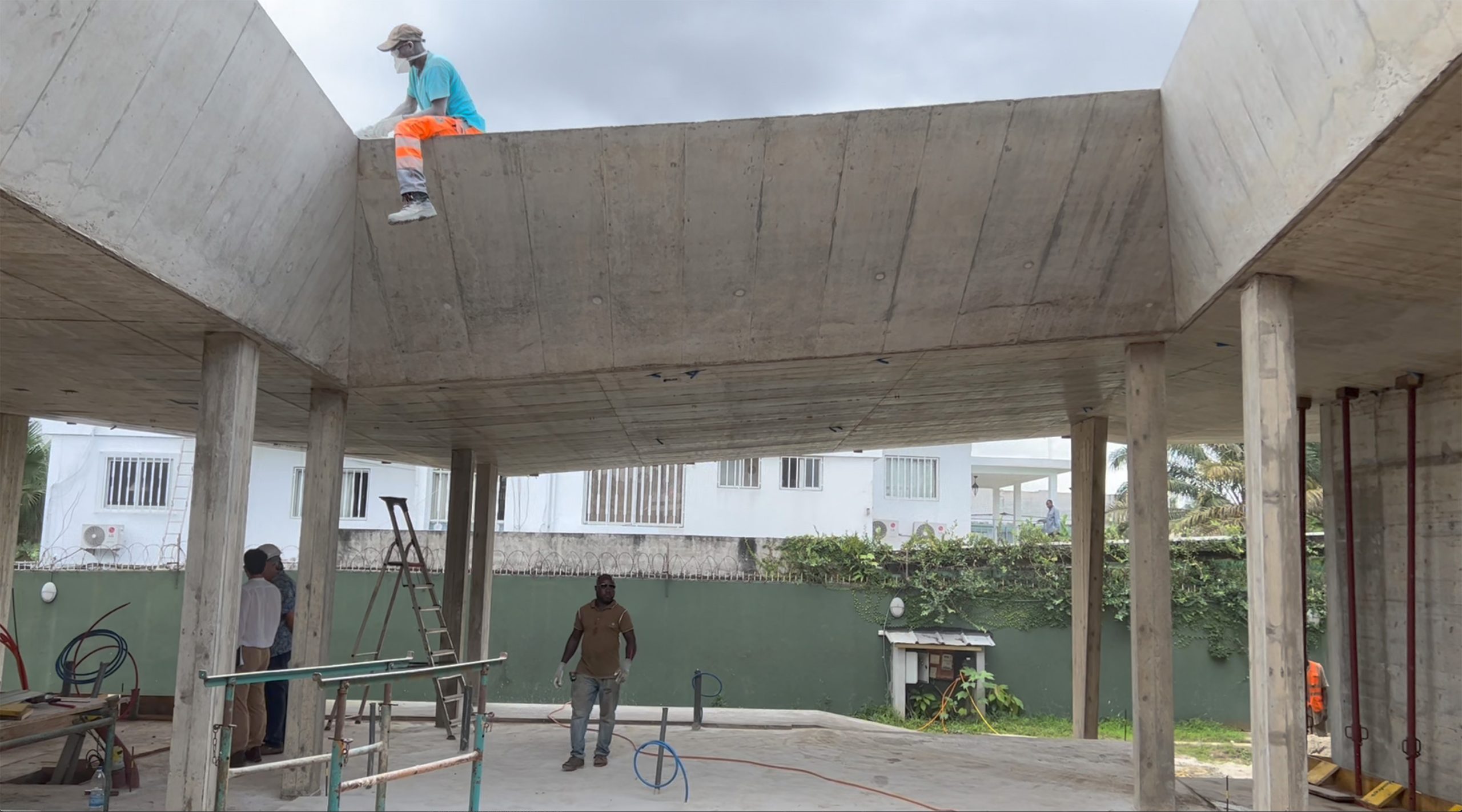 LOCAL_ABIDJAN_CROCODILE_LD_CHANTIER_5
